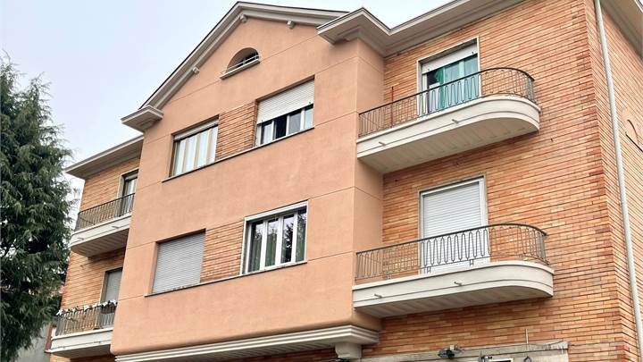 Borgo Crimea, trilocale occupato vendesi.