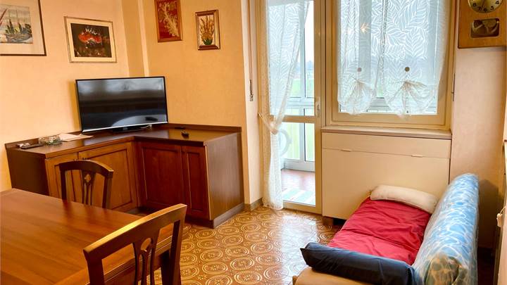 Trilocale, via San Giacomo 26, Centro, Beinasco